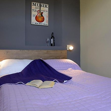 W-Tree Loft Style Apartment Budapest Ngoại thất bức ảnh