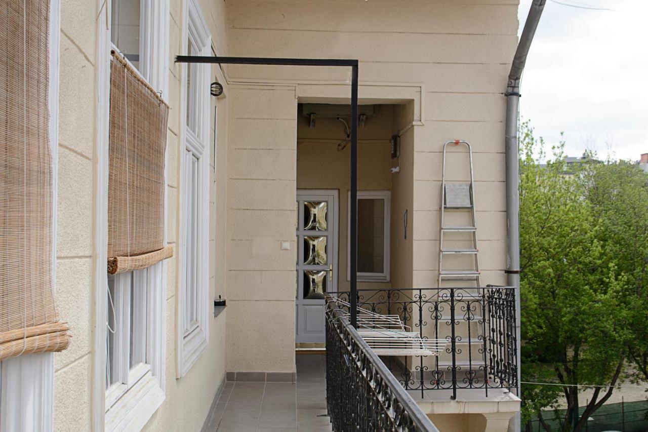 W-Tree Loft Style Apartment Budapest Ngoại thất bức ảnh
