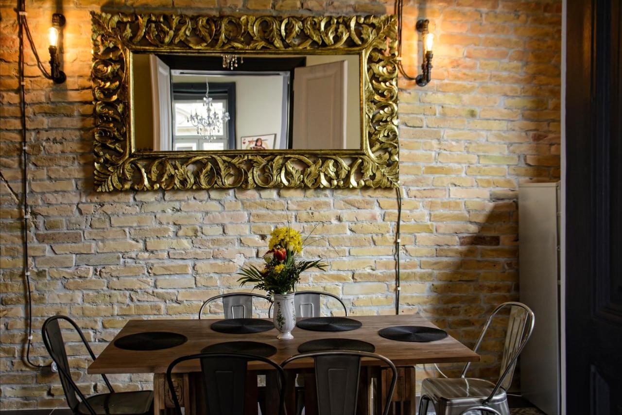 W-Tree Loft Style Apartment Budapest Ngoại thất bức ảnh